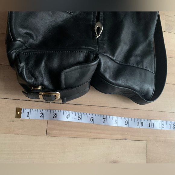 TOSCA Black Leather Shoulder Bag - Picture 9 of 10